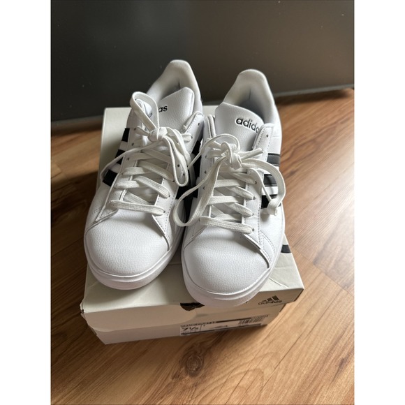 adidas Grand Court 2.0 Women's Sneakers Size 7.5 White Black GW9214 - Picture 2 of 6